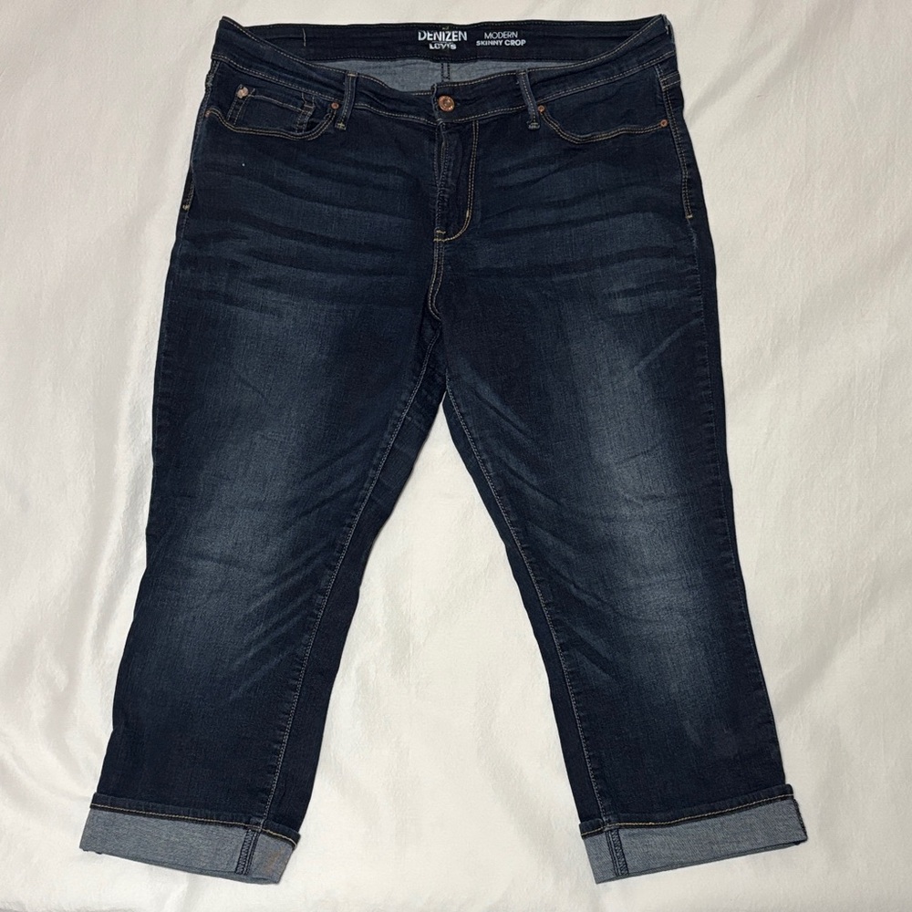 Denizen from Levi's Women's Indigo Cropped Jeans